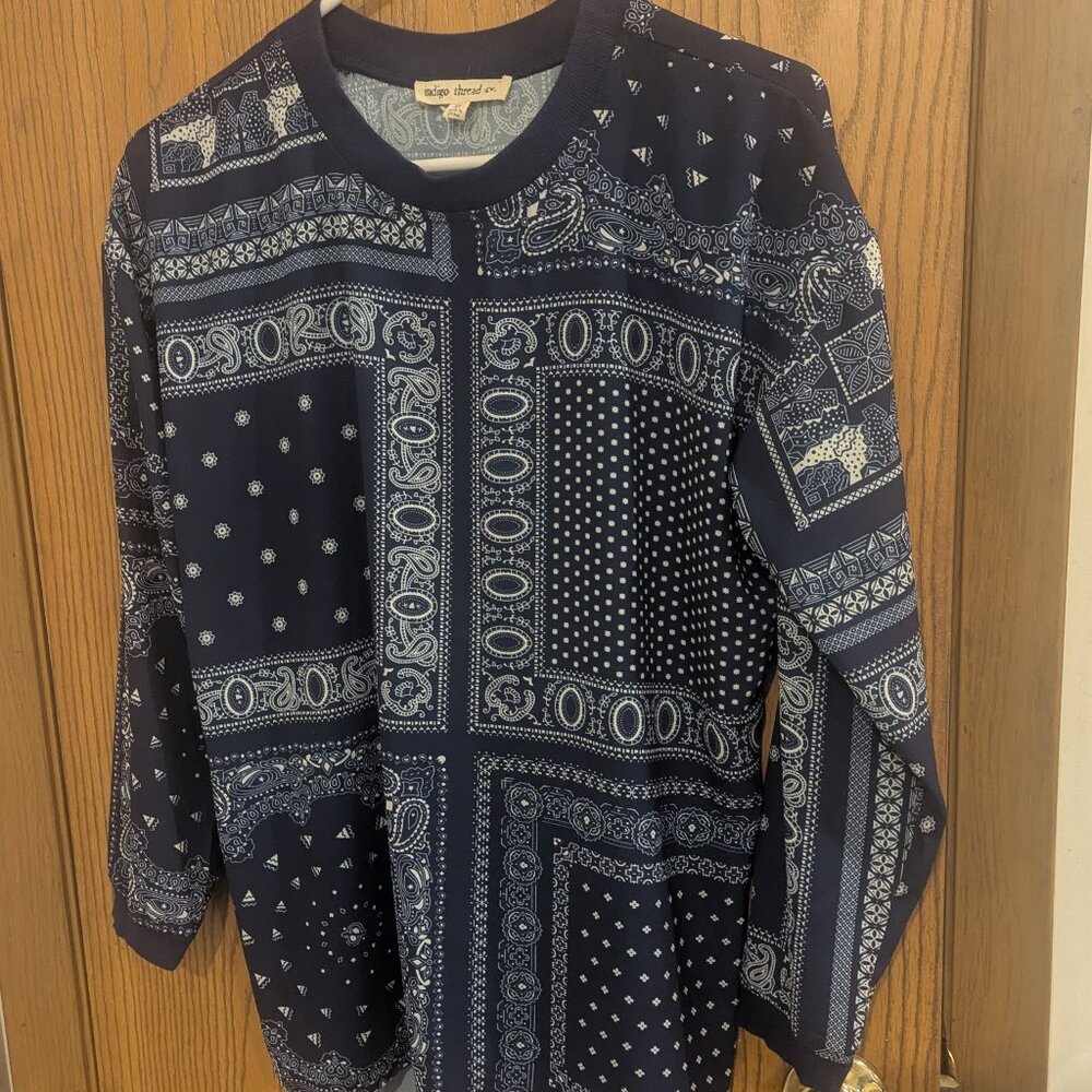 Indigo Thread Paisley Patchwork‎ Navy and White Top-XS